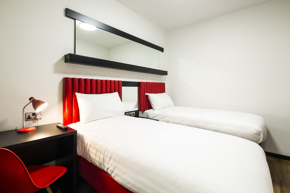 Tune Hotel Liverpool Exteriér fotografie