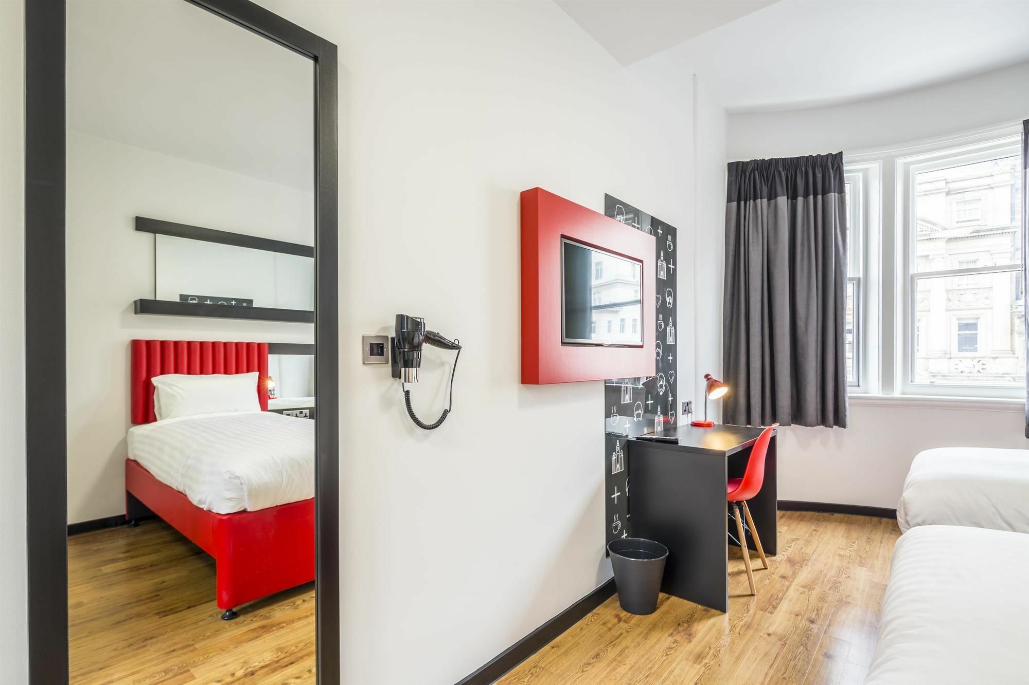 Tune Hotel Liverpool Exteriér fotografie